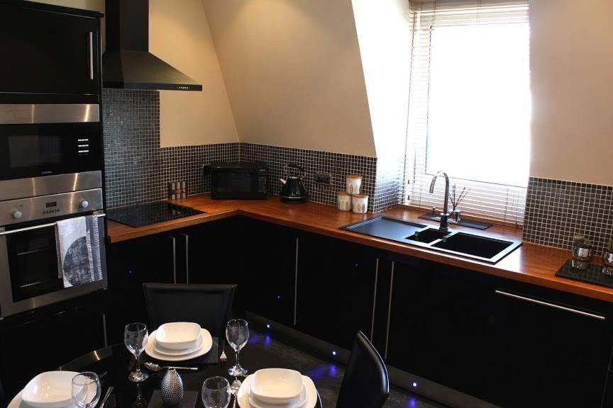 Prime 2 Bedroom City Centre Apt Αμπερντήν Εξωτερικό φωτογραφία